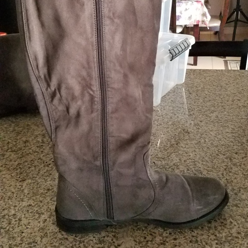 Gray boots